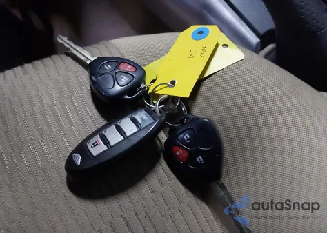 2010 Toyota Rav4 z USA, uszkodzony, nr VIN JTMBF4DV3AD036845